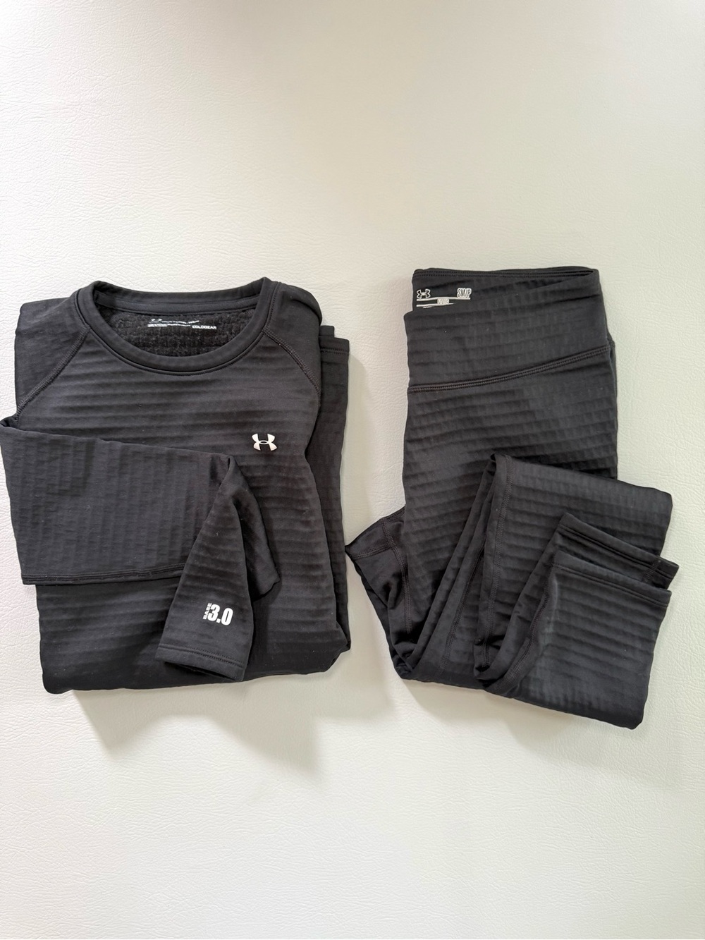 Under Armour Base 3.0 Base Layer Set Black Women's Small Long Shirt & Leggings